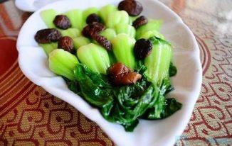 Nấm hương xào cải thìa