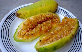 Chanh leo chuối (nhìn như quả chuối)