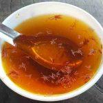 Hồng hoa giúp giảm đau bụng kinh, điều trị bế kinh