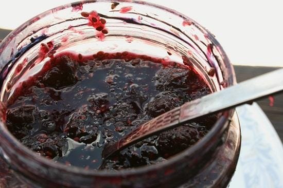 Mứt dâu tằm có tác dụng gì