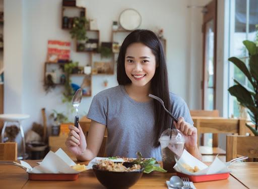 Ăn sáng - bảy tám phần no