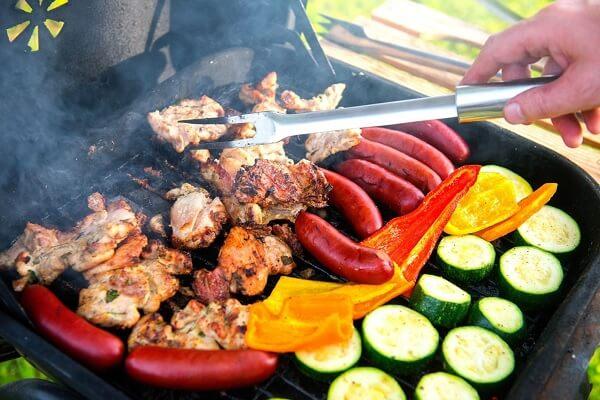 Món nướng - thói quen ăn vặt của nhiều người