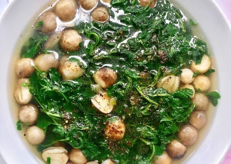 Rau cải xoong nấu canh với nấm rơm có tác dụng gì