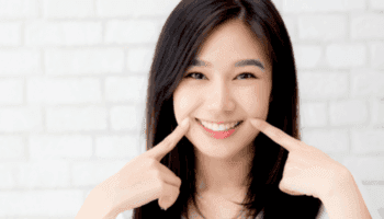 Mòn cổ chân răng là gì? Cách điều trị và phòng ngừa mòn cổ chân răng