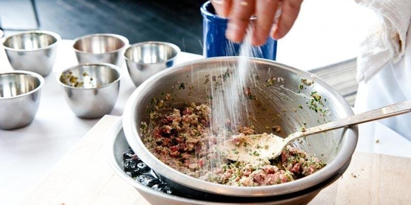 Thức ăn nhiều muối