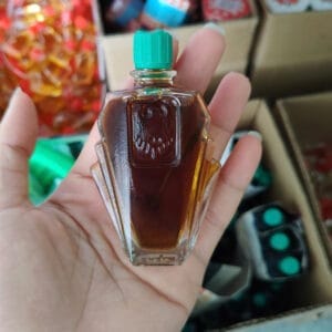 (Việt Nam) Thuốc rượu xoa bóp quế khâu mát lạnh, mùi dầu xoa bóp ngày xưa, thoa khi bong gân, sưng nóng đỏ viêm